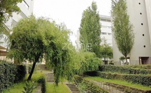 Appartement à Lordelo do Ouro et Massarelos, District de Porto, Portugal 1