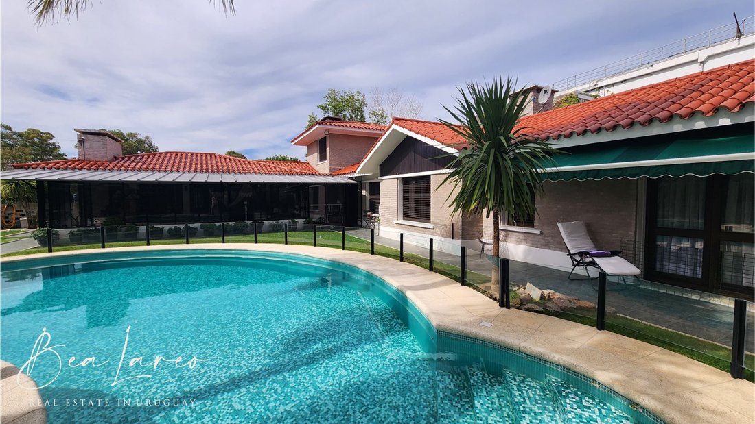 House in Montevideo, Departamento de Montevideo, Uruguay 1 - 17049922