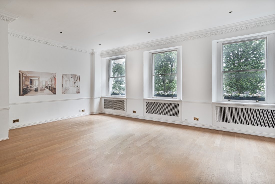 Belgravia, Westminster, England 2 - 17048264