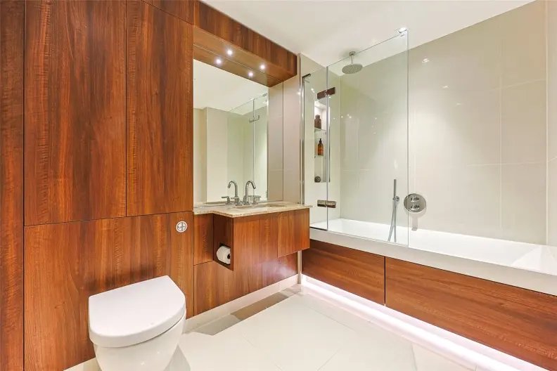 Apartment in Ealing (London Borough of Ealing), Ealing, England 4 - 17055396
