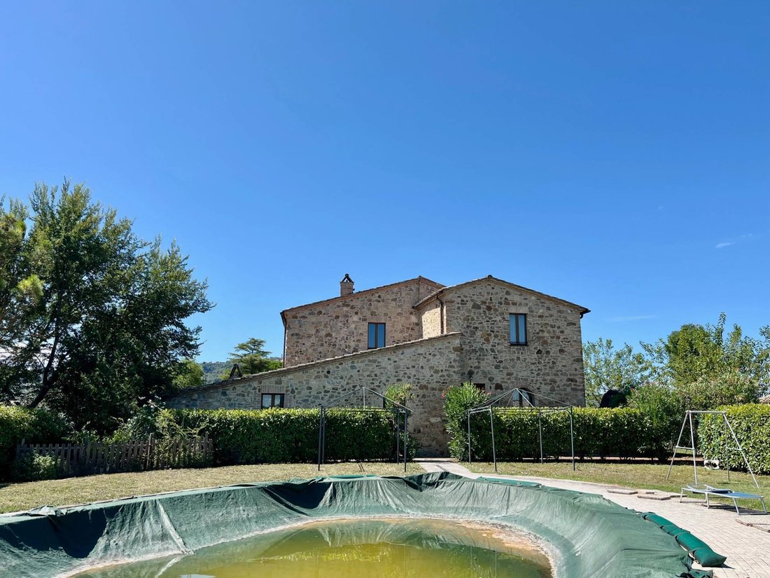 Country House in Montalcino, Tuscany, Italy 4 - 17052455