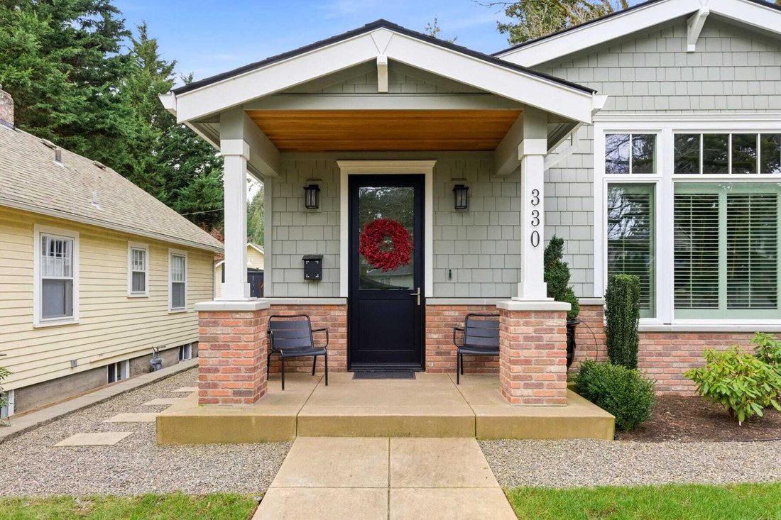 House in Lake Oswego, Oregon, United States 3 - 17050072
