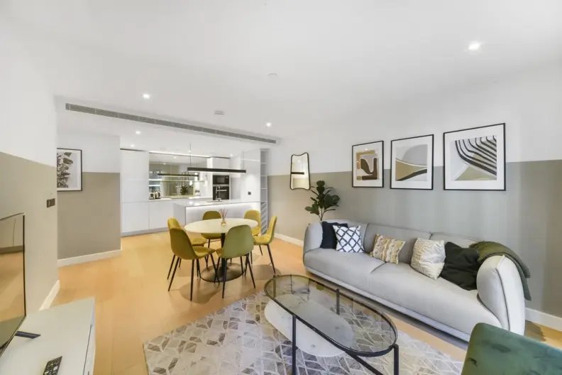Apartment in White City, Hammersmith and Fulham, England 2 - 17055565