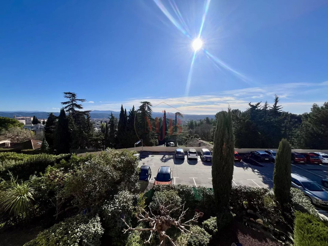 Apartment in Mazenod-Bellevue-Saint Donat-Banon, Aix-en-Provence, France 3 - 17049140