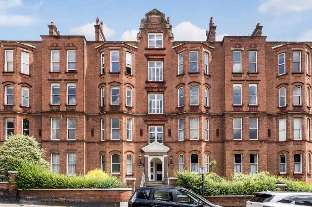 Apartment in South Hampstead, Camden, England 1 - 17055296