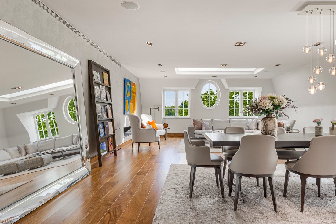 Apartment in Campden Hill, Kensington And Chelsea, England 4 - 17048486
