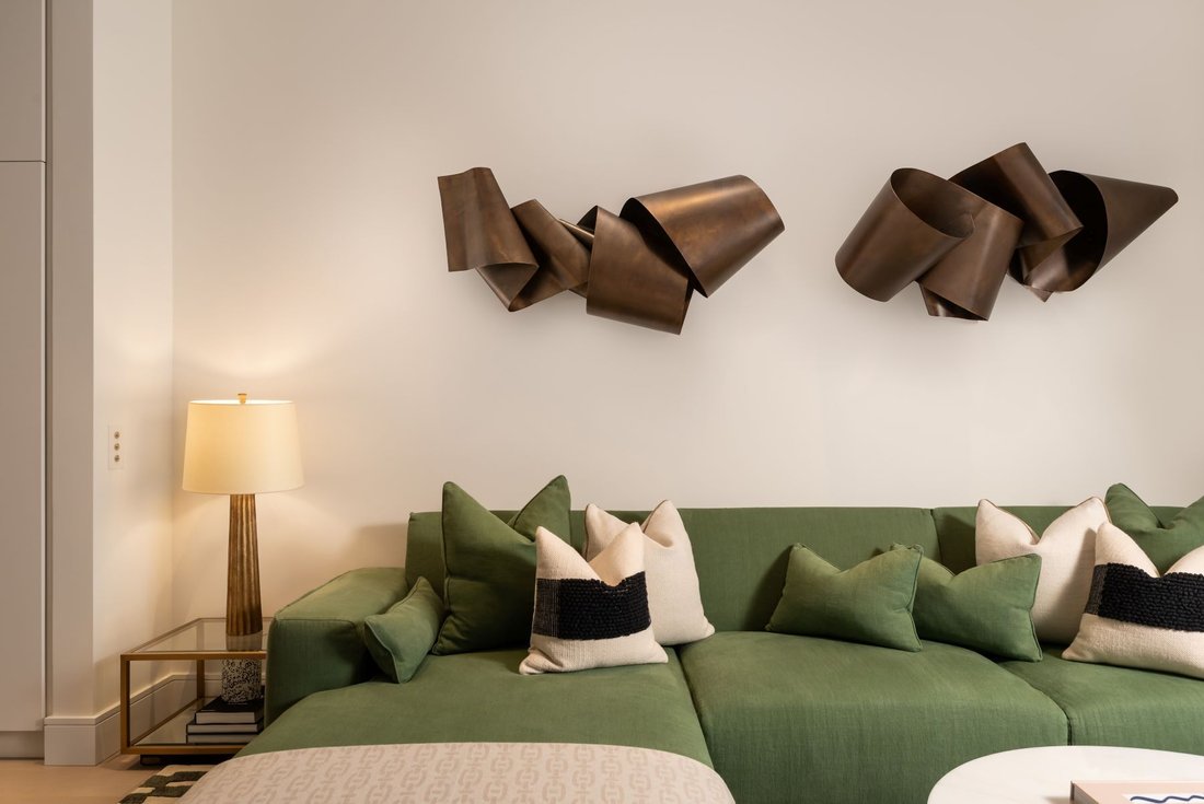 Apartment in Mayfair, Westminster, England 2 - 17048229
