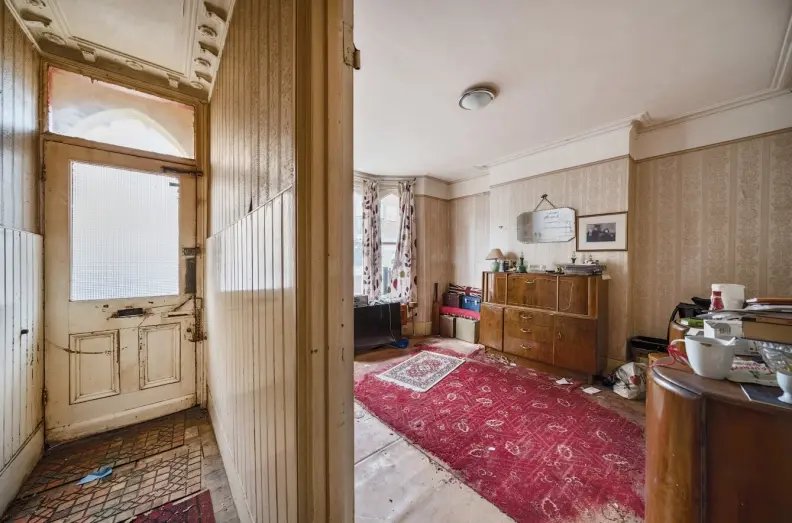 House in Holly Village, Haringey, England 3 - 17055269