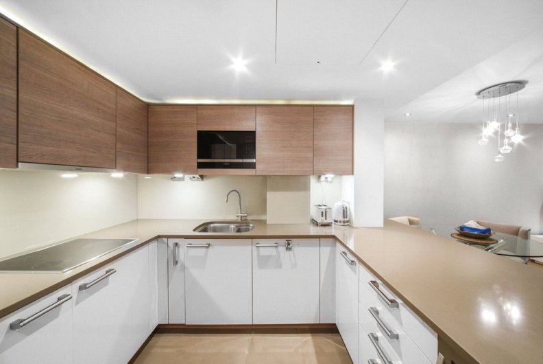 Apartment in Chelsea Harbour, England 2 - 17055482