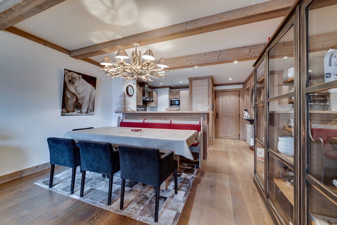 Apartment in Val-d'Isere, Auvergne-Rhône-Alpes, France 4 - 17048004