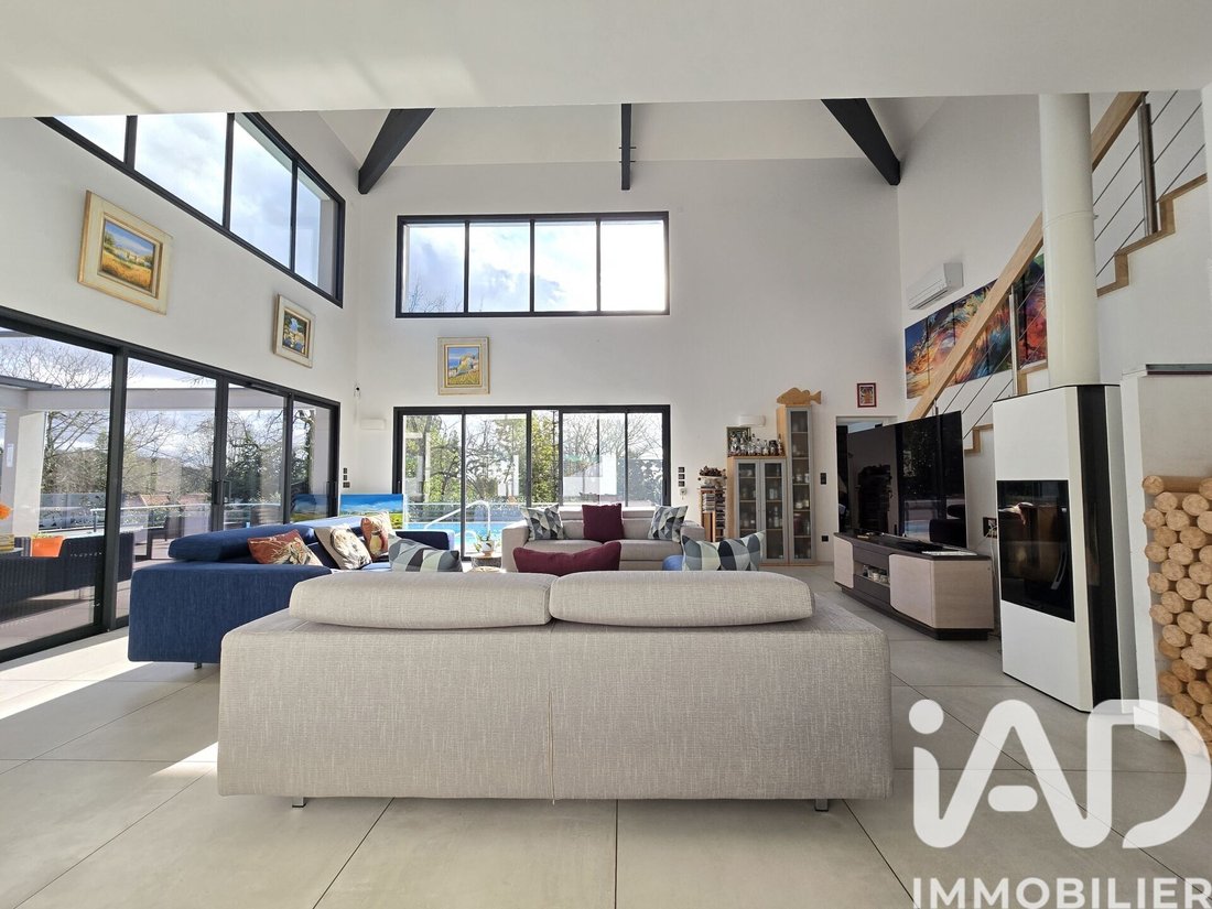 House in Tabanac, Nouvelle-Aquitaine, France 2 - 17052935