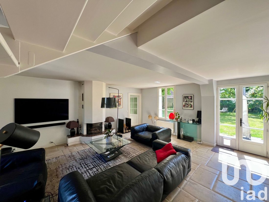 House in Hérouville-en-Vexin, Ile-de-France, France 2 - 15740444