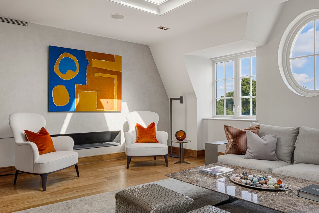 Apartment in Campden Hill, Kensington And Chelsea, England 5 - 17048486