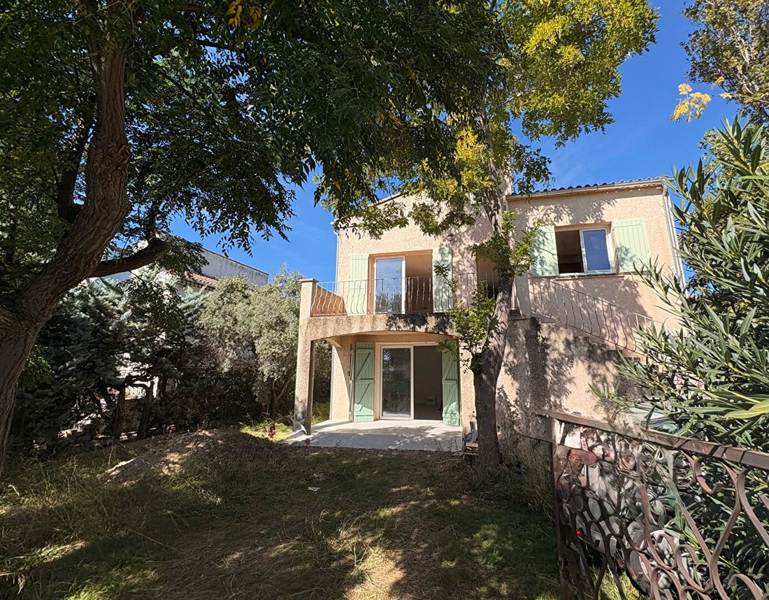 Villa in Gramenieres, La Fare-les-Oliviers, France 1 - 17047567
