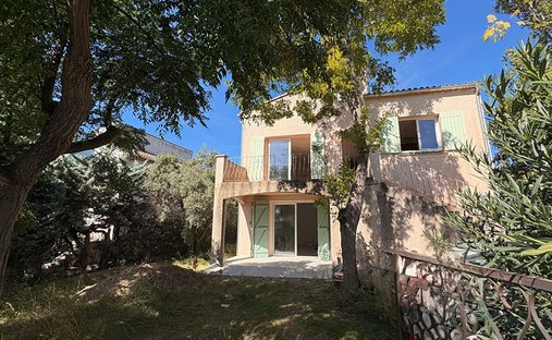 Villa in Gramenieres, La Fare-les-Oliviers, France 1