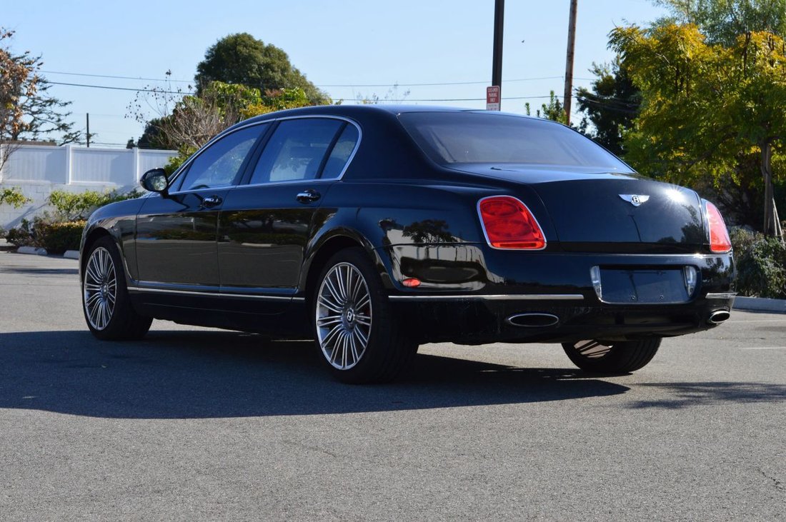 Sedan in Los Angeles, CA, United States 5 - 17057035