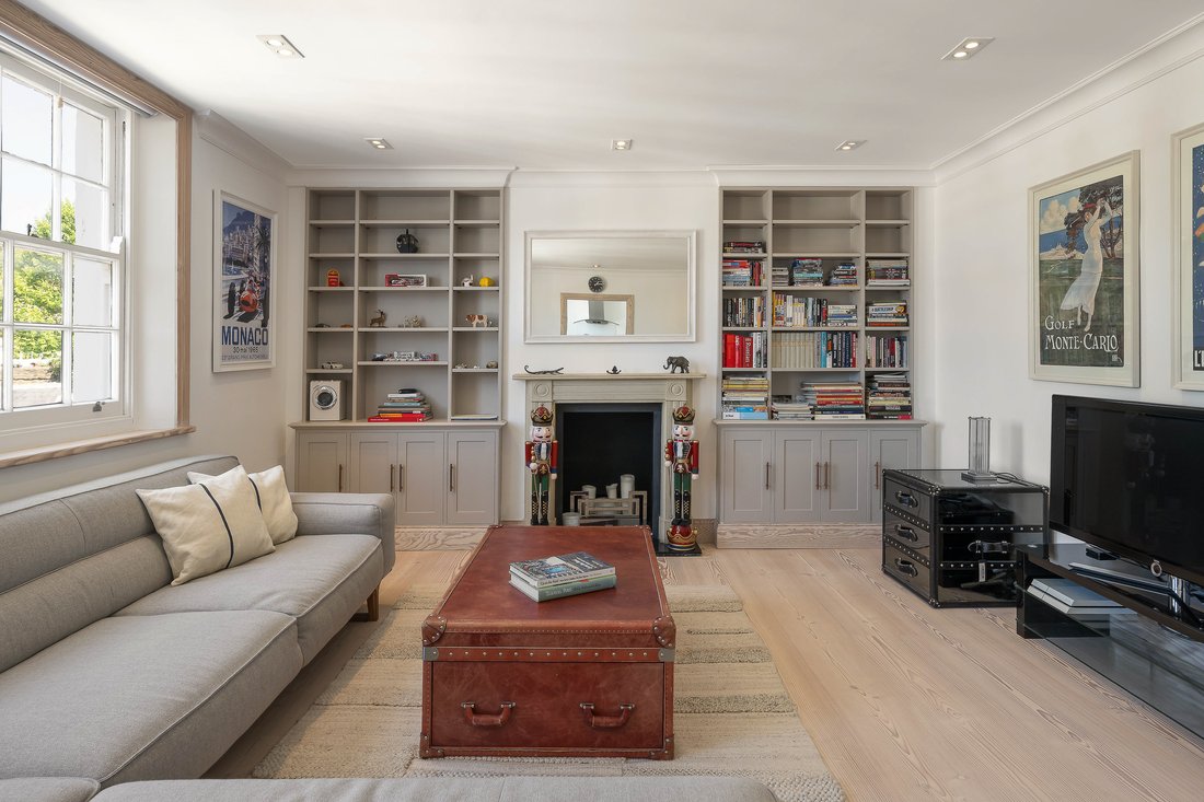 Apartment in South Kensington, Kensington And Chelsea, England 2 - 17049814