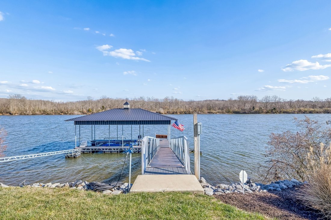 House in Pegram, Tennessee, United States 2 - 17048365
