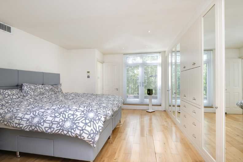 Townhouse in West Hampstead, Camden, England 5 - 17055197
