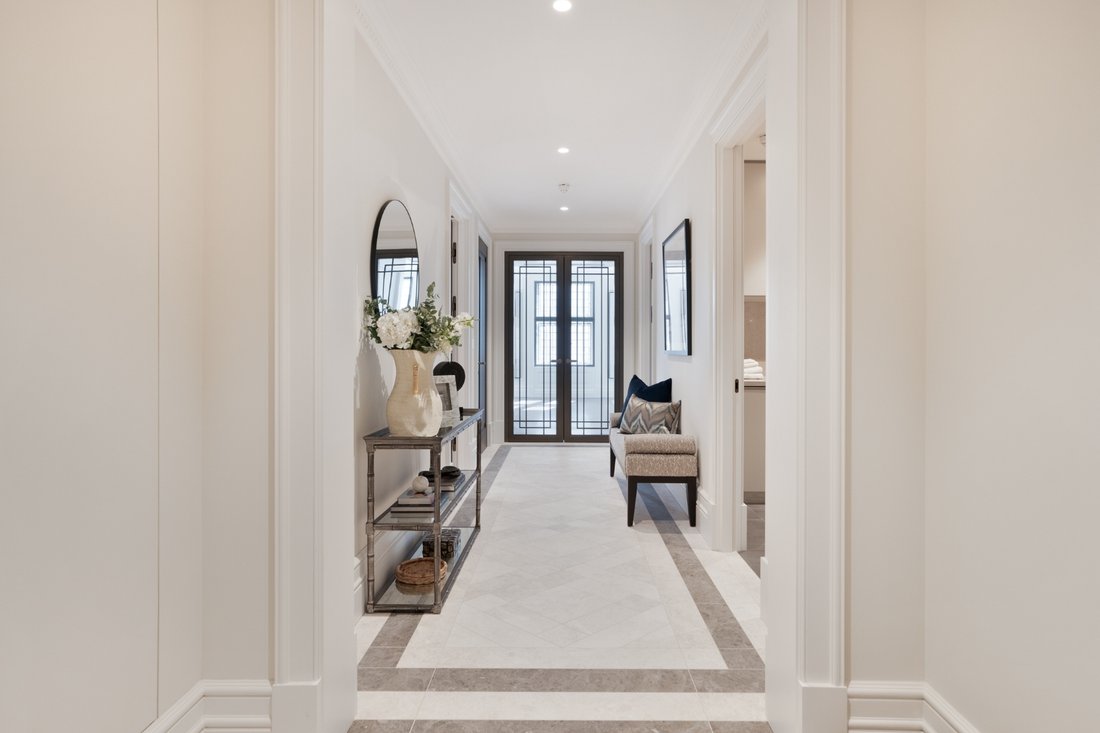 Apartment in Knightsbridge, Kensington And Chelsea, England 3 - 17048353