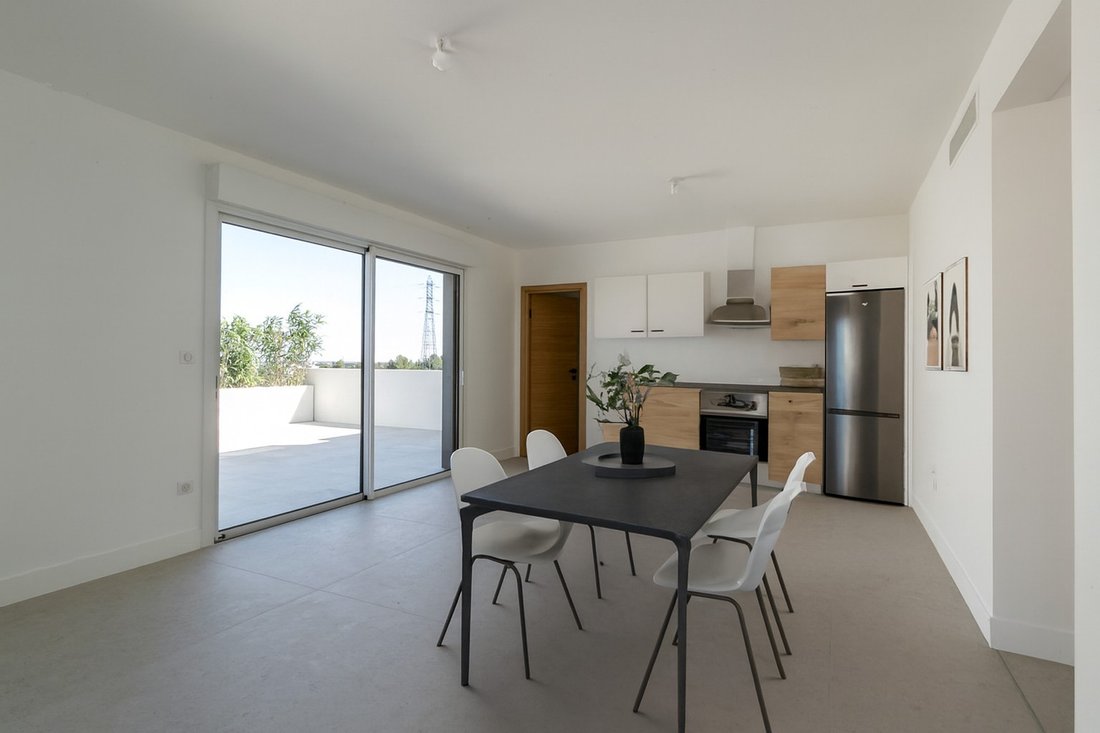 Apartment in Sud, Saint-Jean-de-Vedas, France 1 - 17053598
