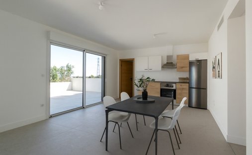 Apartment in Sud, Saint-Jean-de-Vedas, France 1