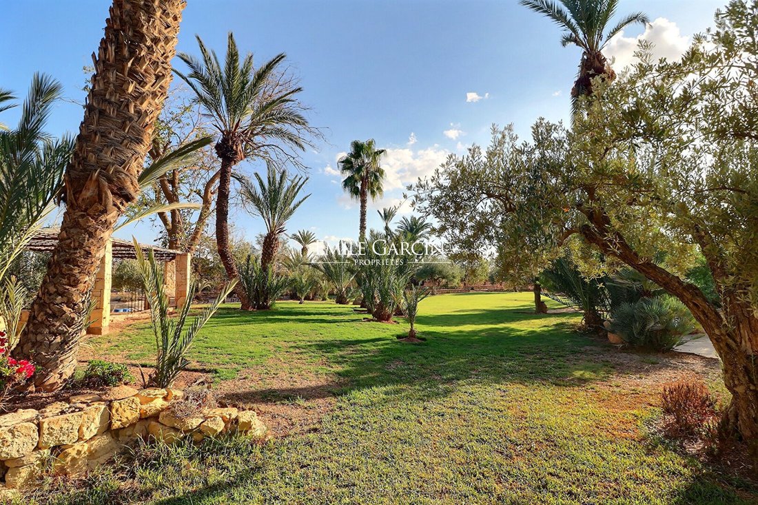 Villa in Marrakesh, Marrakesh-Safi, Morocco 1 - 16615544