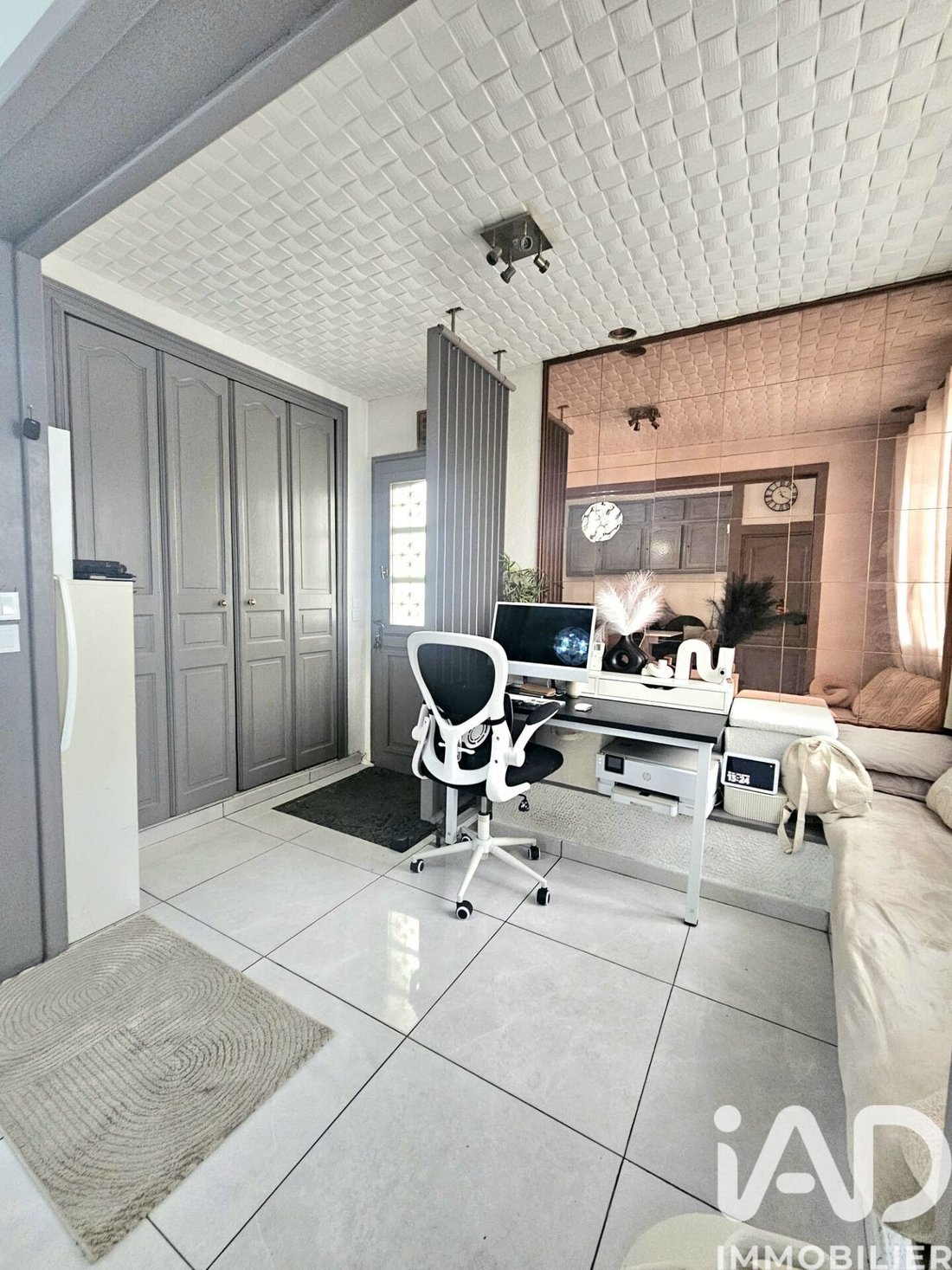 House in Le Fosse Bazin, Thiais, France 2 - 17052995