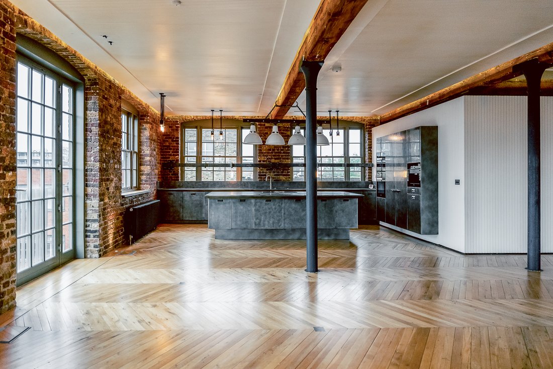 Apartment in Chalk Farm, Camden, England 1 - 17049518
