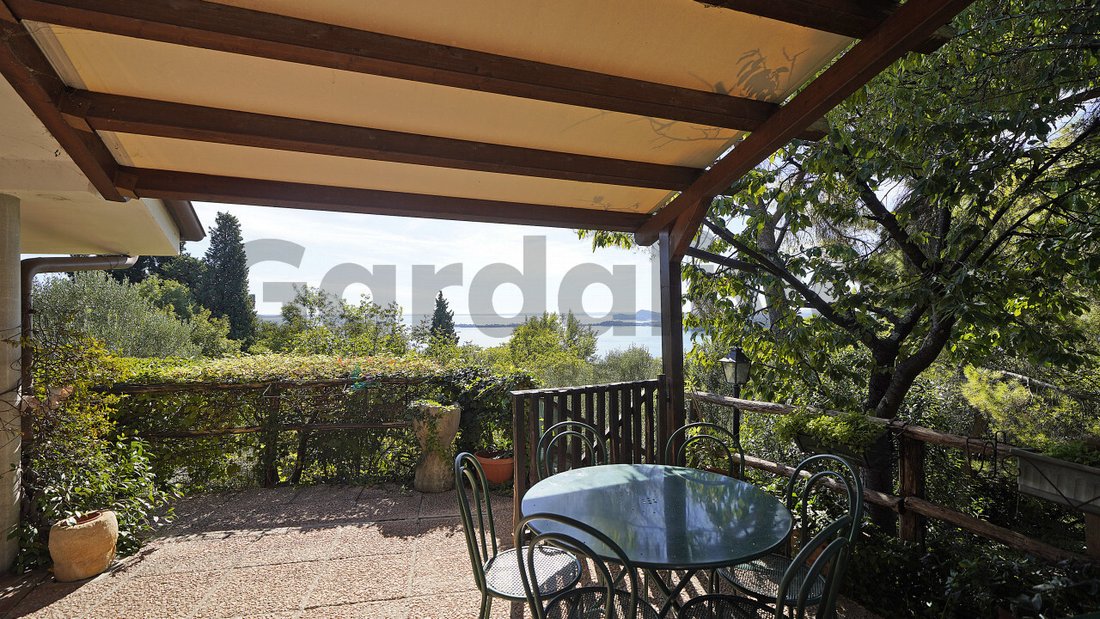Villa in Gardone Riviera, Lombardy, Italy 5 - 17059688