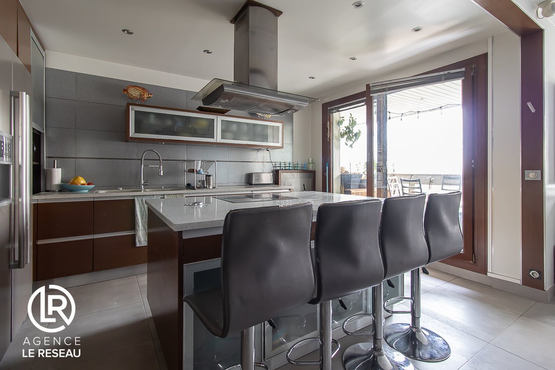 Apartment in Hôtel de Ville-Planchette, Levallois-Perret, France 5 - 17058632