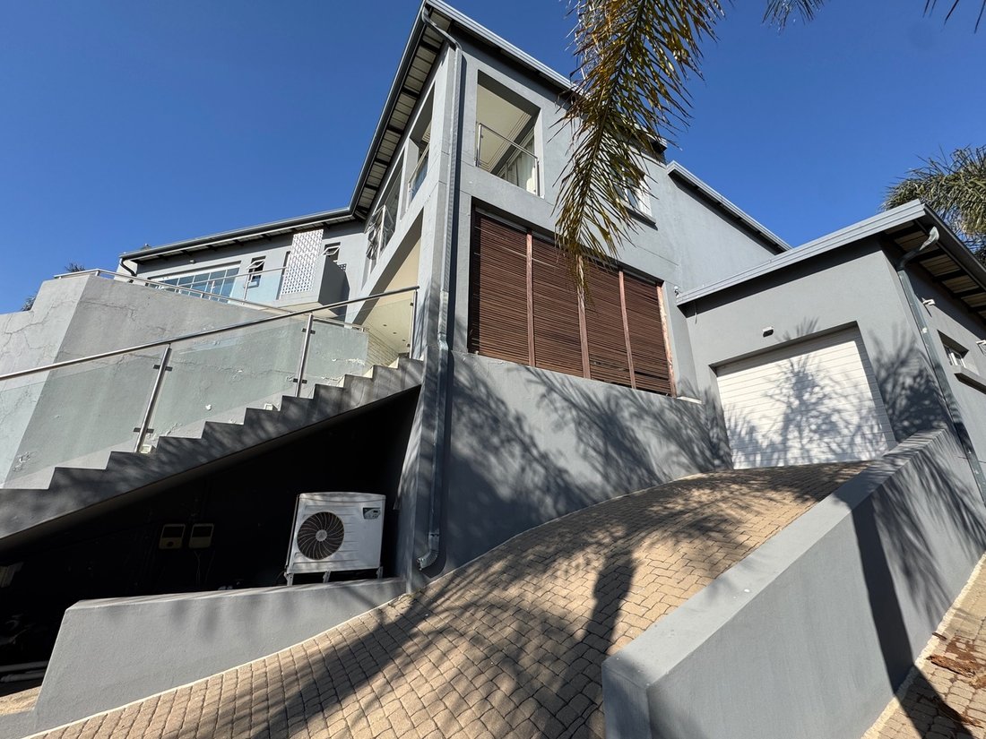 House in Bankenveld, Mpumalanga, South Africa 4 - 17052205