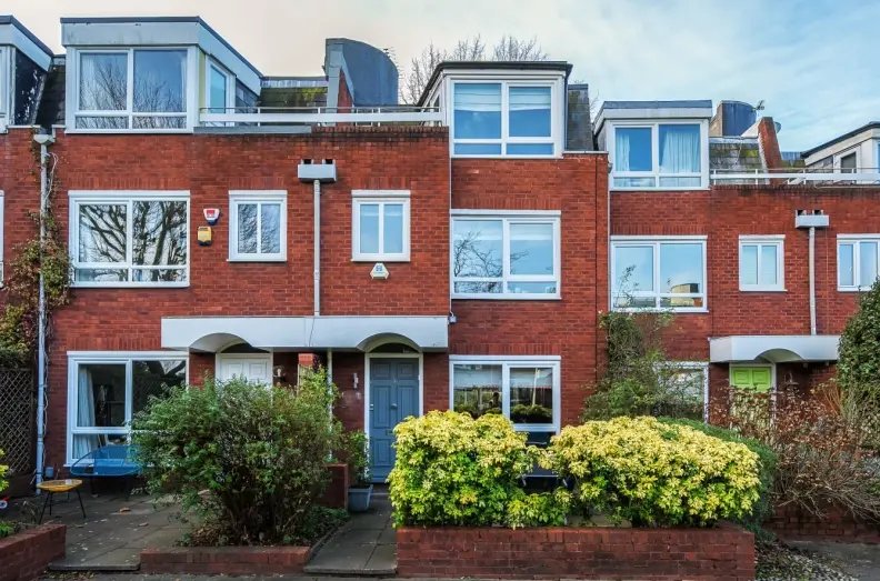 Townhouse in Swiss Cottage, Camden, England 1 - 17055187