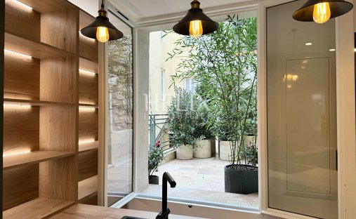 Apartment in Forêt, Saint-Germain-en-Laye, France 1