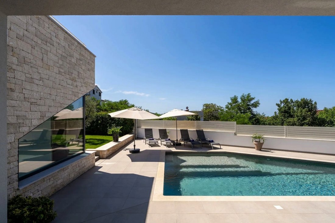 Villa in Porec, Istria County, Croatia 4 - 17059619