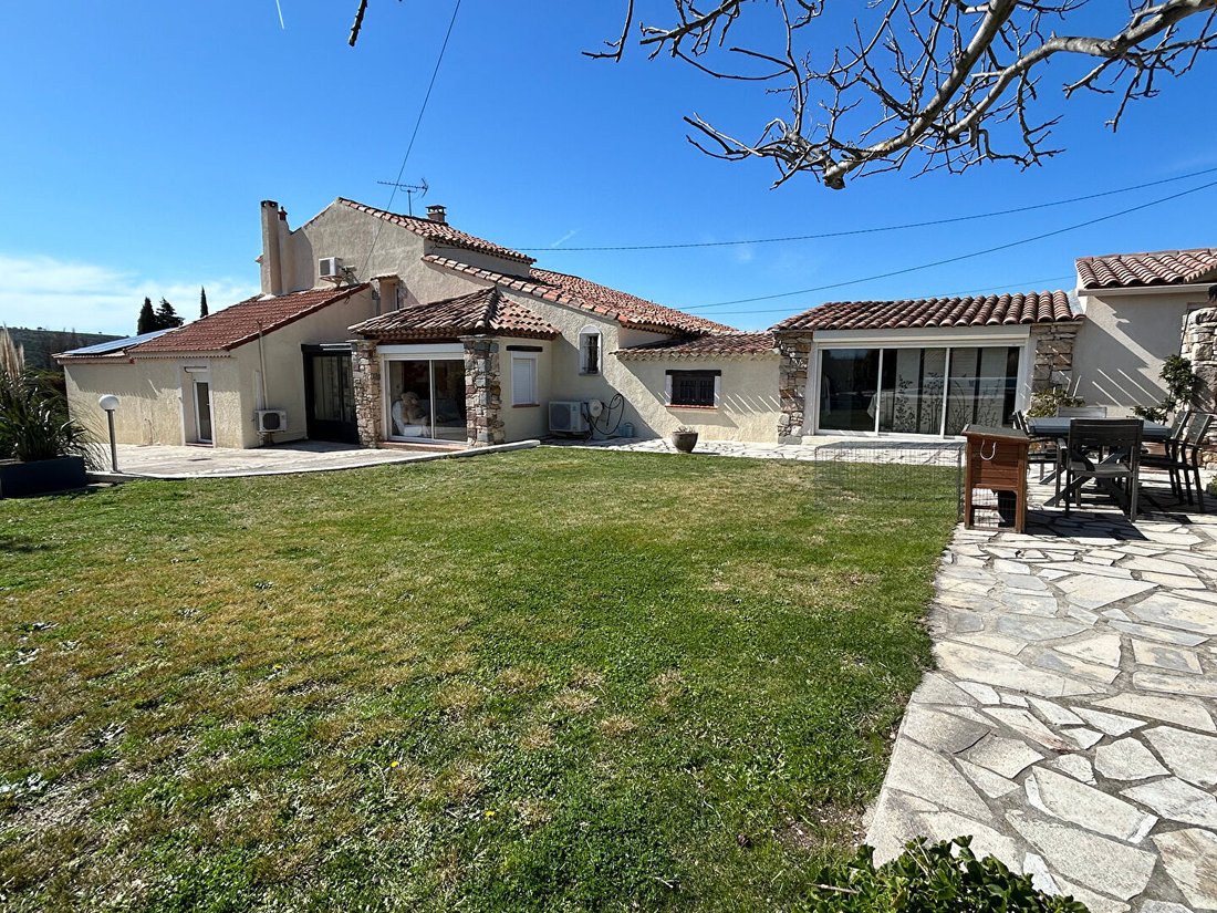 Villa in Plaines Saint Pierre-Saint Julien, Martigues, France 2 - 13931461