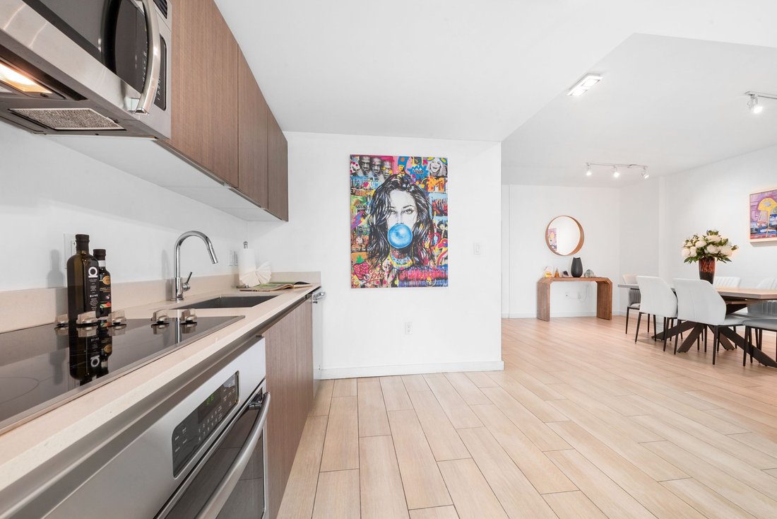 Condo in Miami, Florida, United States 5 - 17059839