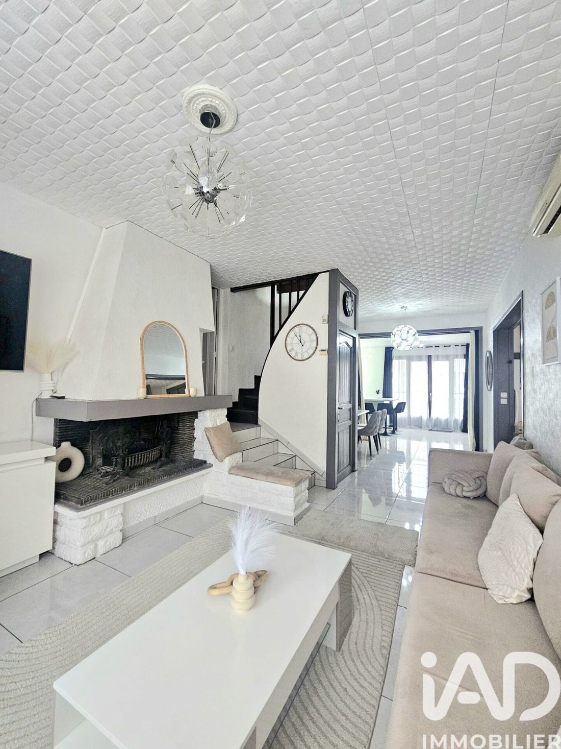 House in Le Fosse Bazin, Thiais, France 1 - 17052995