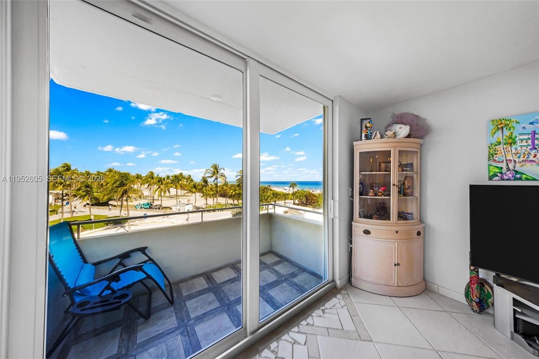 Condo in Miami Beach, Florida, United States 3 - 17051645