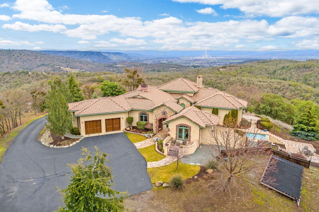 House in Medford, Oregon, United States 1 - 17052588