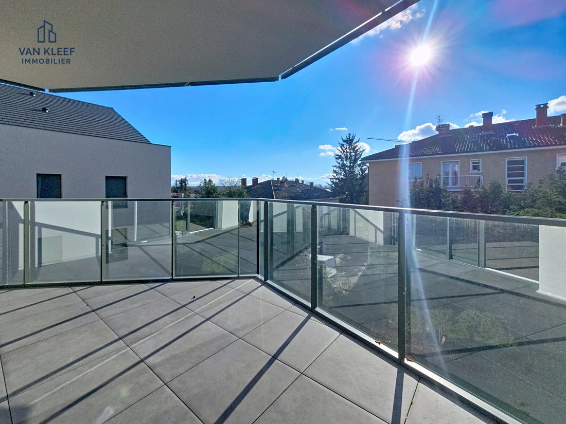 Apartment in Divonne-les-Bains, Auvergne-Rhône-Alpes, France 2 - 17020526
