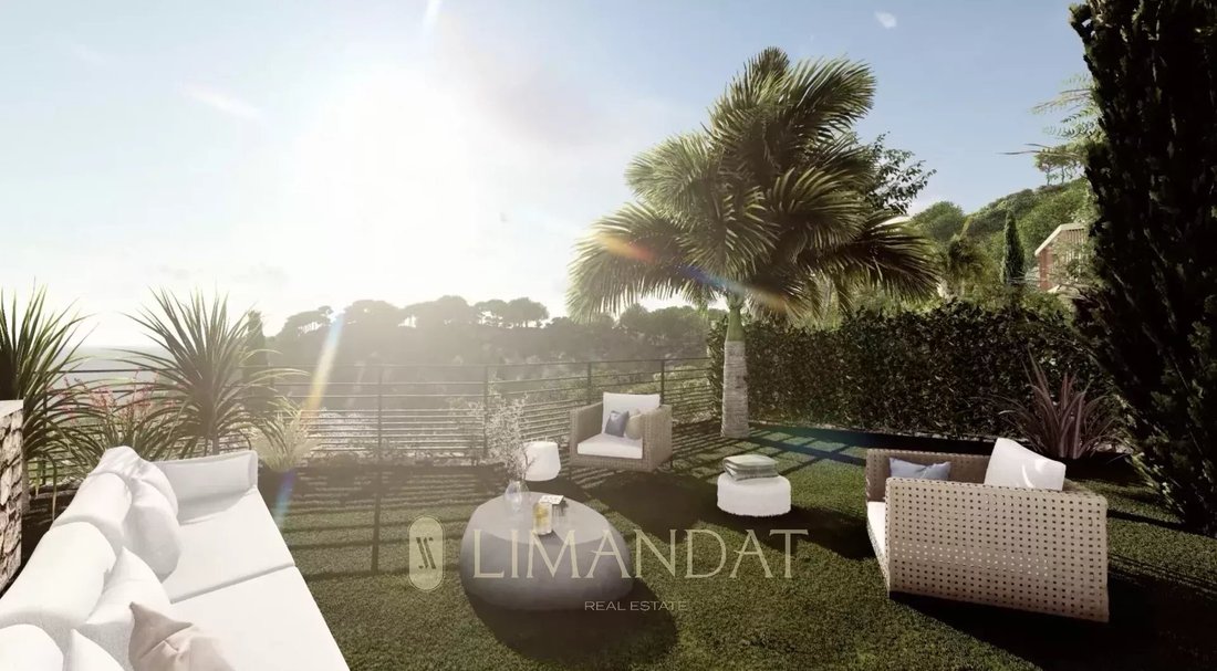 Villa in Èze, Provence-Alpes-Côte d'Azur, France 4 - 13802432