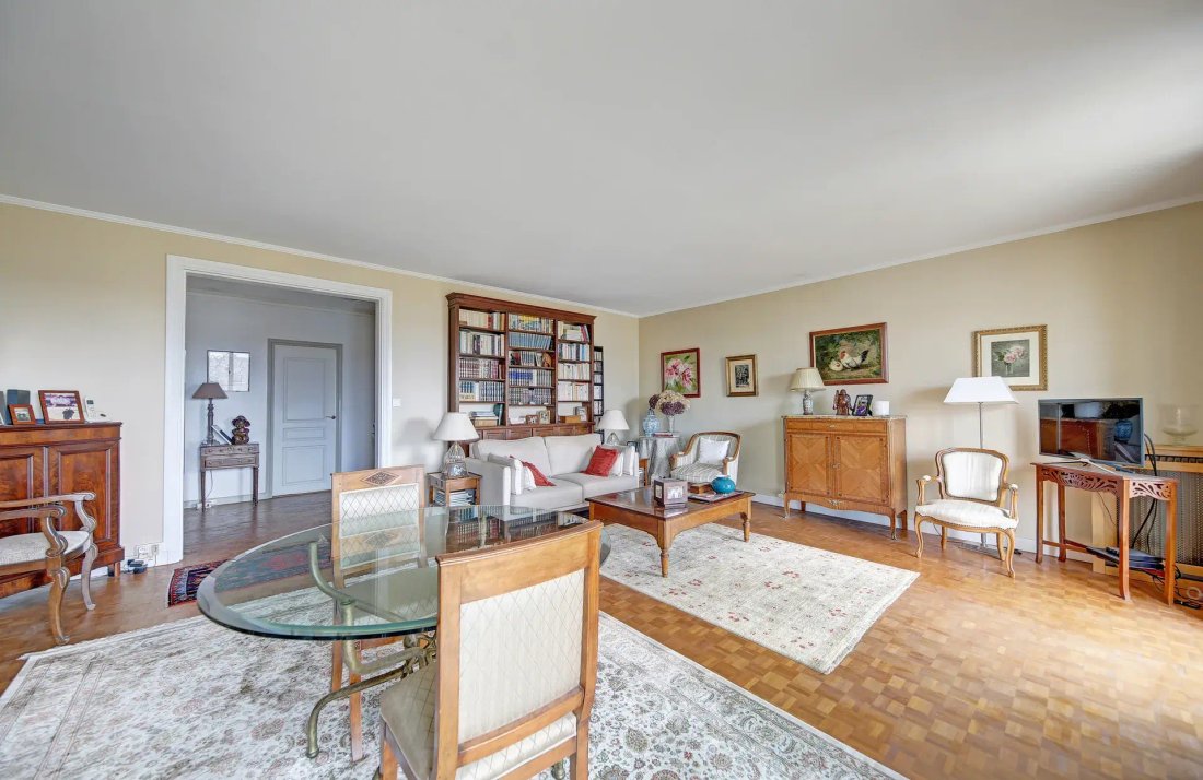 Apartment in Forêt, Saint-Germain-en-Laye, France 4 - 17051260