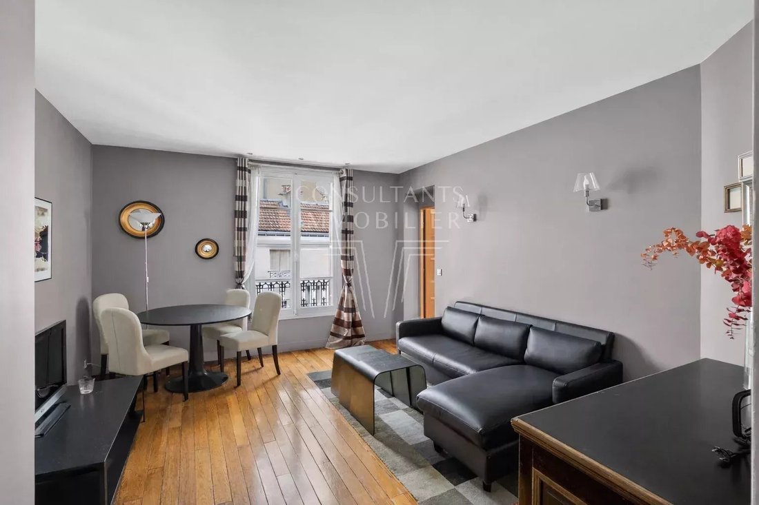 Apartment in Saint James-Général Koenig, Neuilly-sur-Seine, France 3 - 16740062