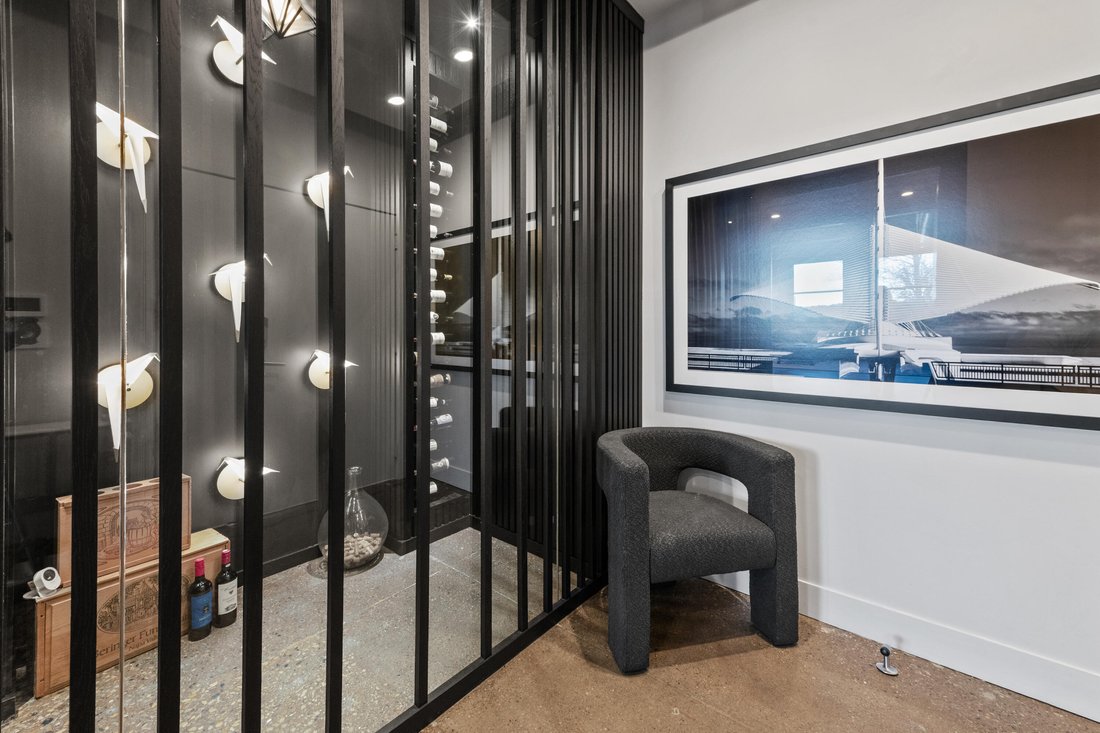 Condo in Milwaukee, Wisconsin, United States 2 - 17049574