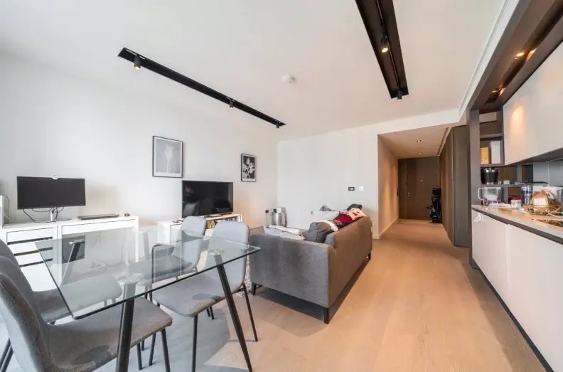 Apartment in Poplar, Tower Hamlets, England 4 - 17055432