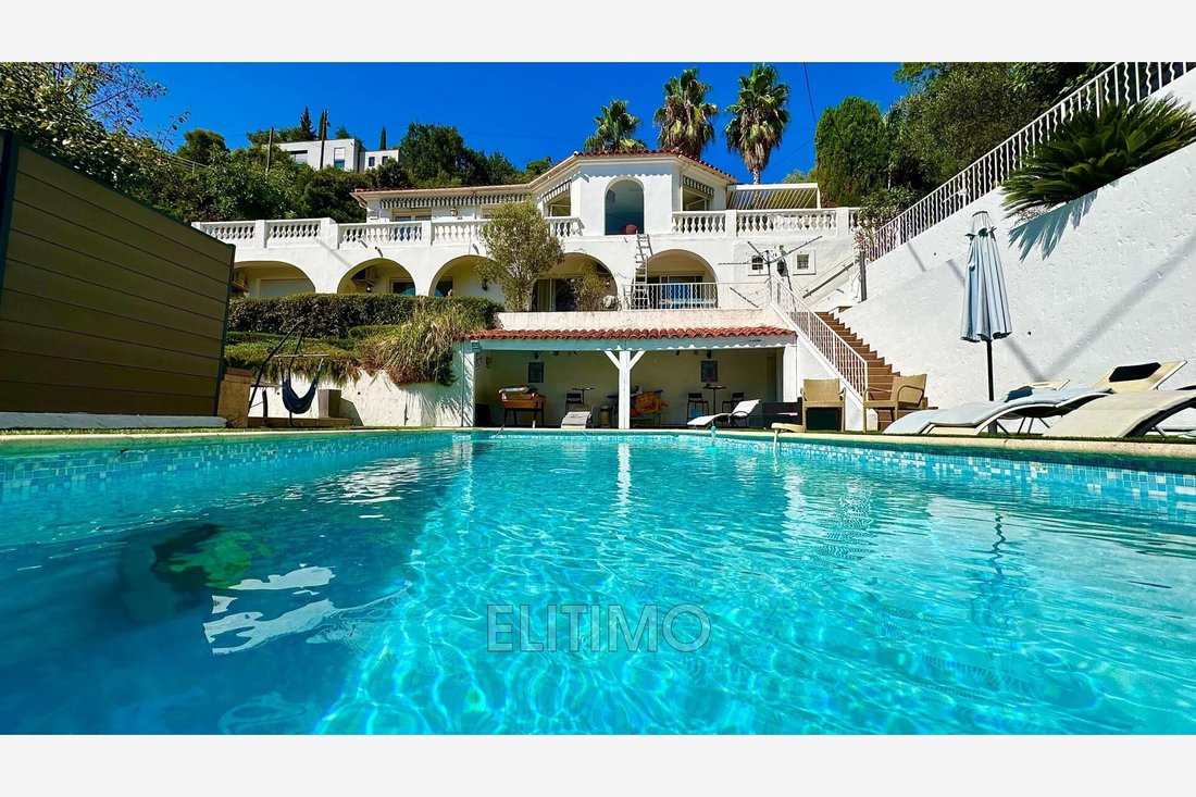 Villa in Aspremont, Provence-Alpes-Côte d'Azur, France 4 - 17049199