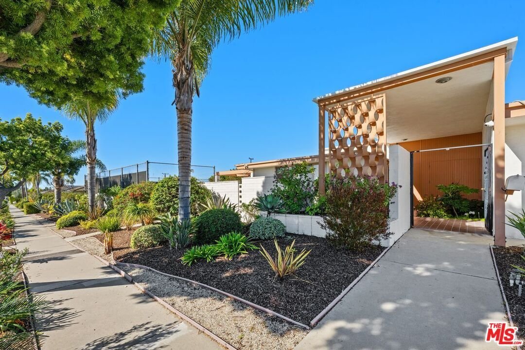 House in Los Angeles, California, United States 4 - 17059009