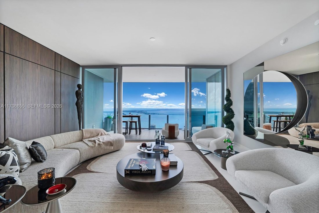 Condo in Miami, Florida, United States 1 - 16635973