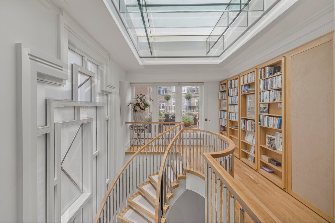 House in Hyde Park, Westminster, England 5 - 17048650